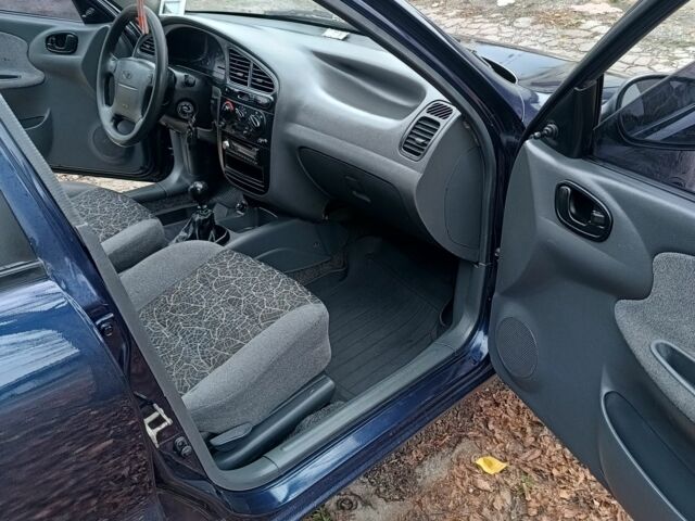 Синій Деу Сенс, об'ємом двигуна 1.6 л та пробігом 180 тис. км за 1950 $, фото 19 на Automoto.ua