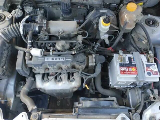 Синий Дэу Сенс, объемом двигателя 1.5 л и пробегом 189 тыс. км за 2600 $, фото 7 на Automoto.ua