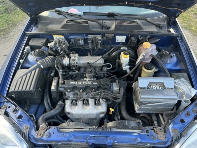 Синій Деу Сенс, об'ємом двигуна 1.5 л та пробігом 257 тис. км за 3000 $, фото 2 на Automoto.ua