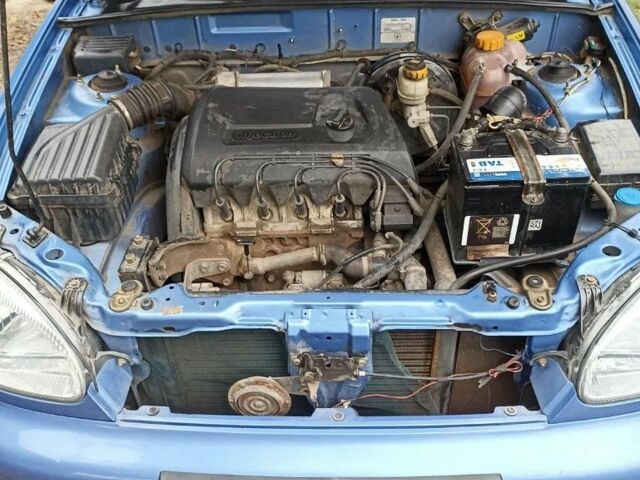 Синий Дэу Сенс, объемом двигателя 1.4 л и пробегом 145 тыс. км за 2300 $, фото 4 на Automoto.ua