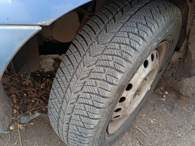 Синий Дэу Сенс, объемом двигателя 1.4 л и пробегом 198 тыс. км за 2000 $, фото 2 на Automoto.ua