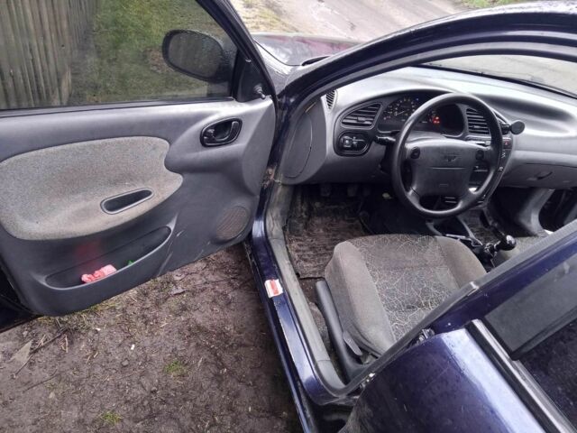 Синій Деу Сенс, об'ємом двигуна 1.6 л та пробігом 366 тис. км за 1600 $, фото 6 на Automoto.ua