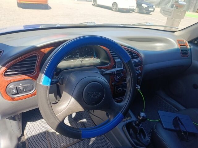Дэу Сенс 2007 в Кривом Роге на Automoto.ua Синий Дэу Сенс, объемом двигателя 1.4 л и пробегом 130 тыс. км за 3500 $, фото 1 на Automoto.ua