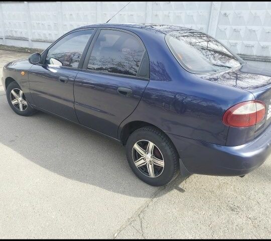 Синий Дэу Сенс, объемом двигателя 0 л и пробегом 250 тыс. км за 2500 $, фото 1 на Automoto.ua