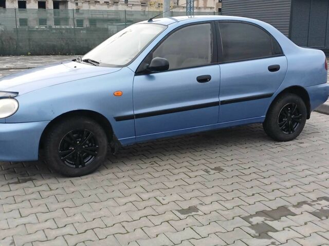 Синий Дэу Сенс, объемом двигателя 1.4 л и пробегом 170 тыс. км за 1500 $, фото 3 на Automoto.ua