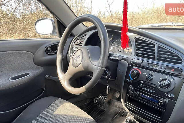 Синій Деу Сенс, об'ємом двигуна 1.3 л та пробігом 124 тис. км за 2400 $, фото 5 на Automoto.ua