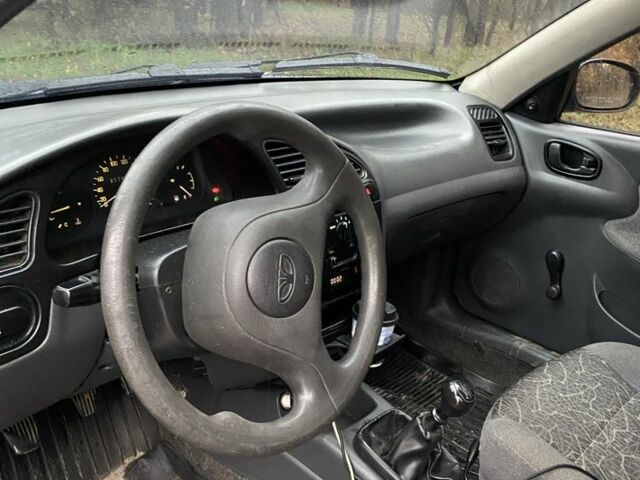 Синий Дэу Сенс, объемом двигателя 1.5 л и пробегом 311 тыс. км за 1890 $, фото 5 на Automoto.ua