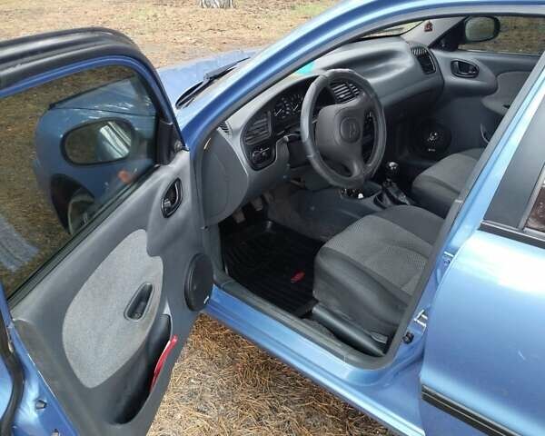 Синий Дэу Сенс, объемом двигателя 1.5 л и пробегом 159 тыс. км за 2200 $, фото 5 на Automoto.ua