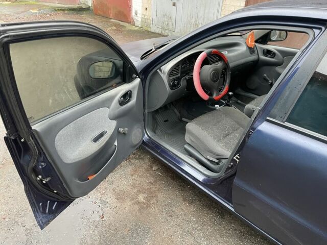 Синий Дэу Сенс, объемом двигателя 1.5 л и пробегом 245 тыс. км за 1650 $, фото 2 на Automoto.ua