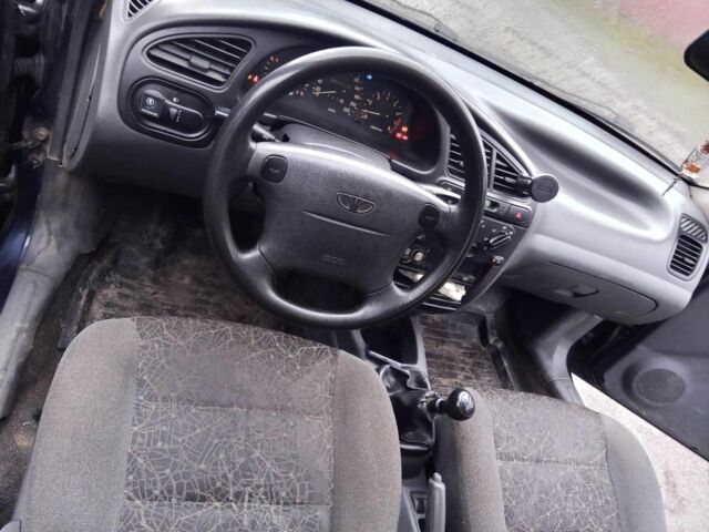 Синій Деу Сенс, об'ємом двигуна 1.6 л та пробігом 366 тис. км за 1600 $, фото 7 на Automoto.ua