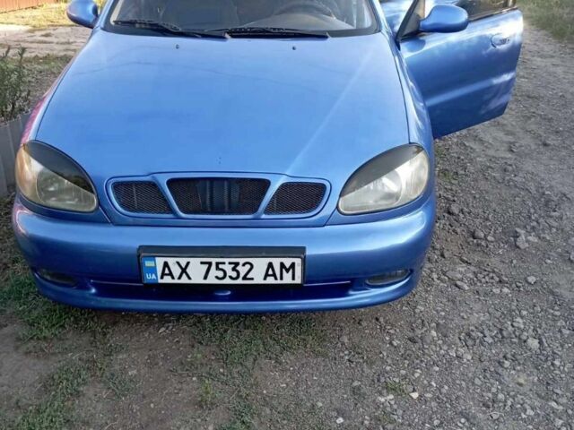 Синий Дэу Сенс, объемом двигателя 1.4 л и пробегом 7 тыс. км за 2000 $, фото 2 на Automoto.ua