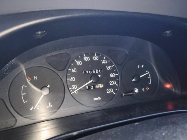 Синий Дэу Сенс, объемом двигателя 1.3 л и пробегом 180 тыс. км за 1900 $, фото 8 на Automoto.ua