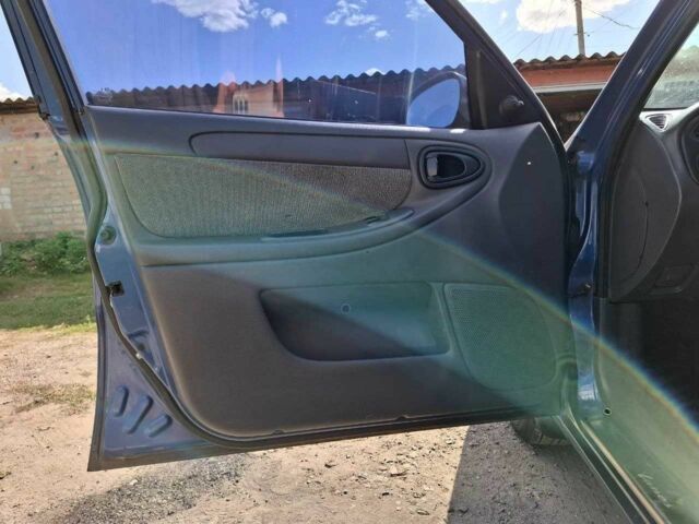 Синий Дэу Сенс, объемом двигателя 1.5 л и пробегом 153 тыс. км за 3500 $, фото 11 на Automoto.ua