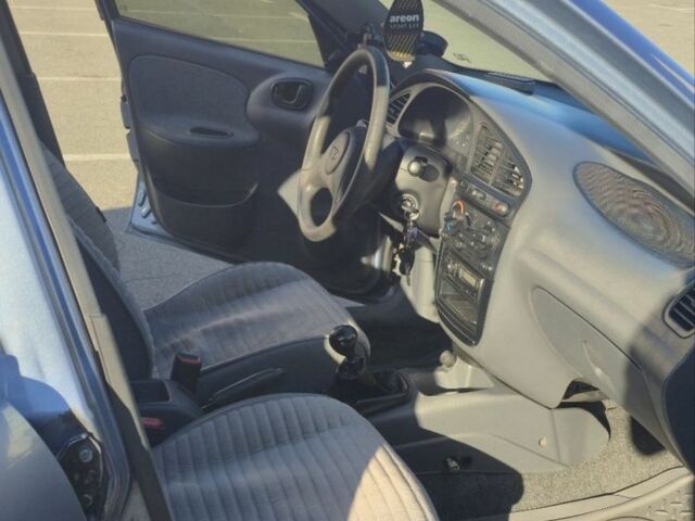 Синий Дэу Сенс, объемом двигателя 1.5 л и пробегом 318 тыс. км за 2200 $, фото 5 на Automoto.ua