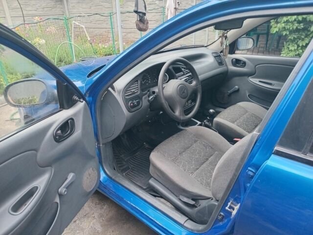 Синій Деу Сенс, об'ємом двигуна 1.4 л та пробігом 215 тис. км за 1500 $, фото 5 на Automoto.ua