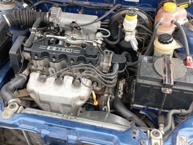 Синий Дэу Сенс, объемом двигателя 1.5 л и пробегом 69 тыс. км за 2975 $, фото 4 на Automoto.ua