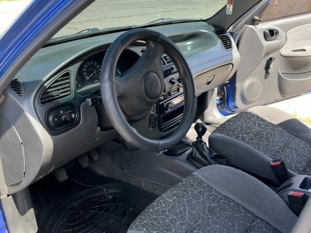 Синий Дэу Сенс, объемом двигателя 1.5 л и пробегом 179 тыс. км за 3000 $, фото 7 на Automoto.ua