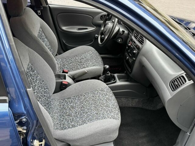 Синий Дэу Сенс, объемом двигателя 1.5 л и пробегом 59 тыс. км за 3800 $, фото 6 на Automoto.ua