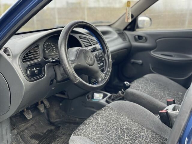 Синий Дэу Сенс, объемом двигателя 1.5 л и пробегом 160 тыс. км за 1499 $, фото 4 на Automoto.ua