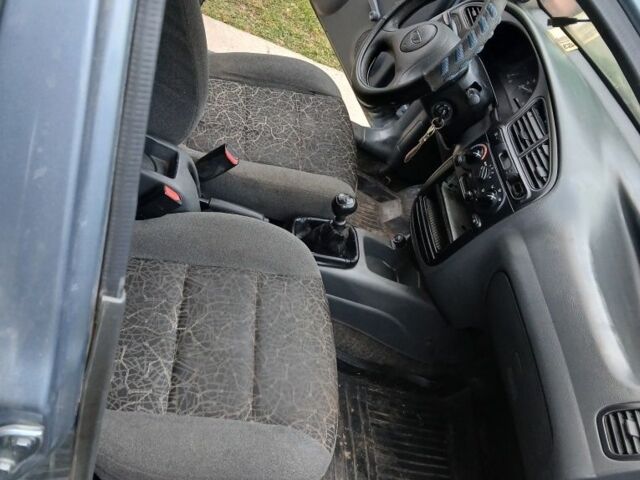 Синий Дэу Сенс, объемом двигателя 1.4 л и пробегом 300 тыс. км за 1100 $, фото 7 на Automoto.ua