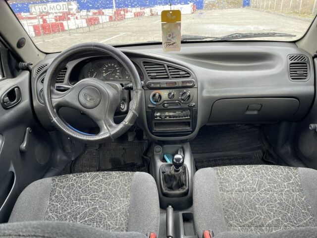 Синий Дэу Сенс, объемом двигателя 1.5 л и пробегом 160 тыс. км за 1499 $, фото 3 на Automoto.ua