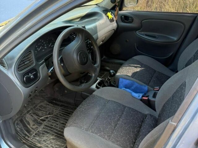 Синий Дэу Сенс, объемом двигателя 0 л и пробегом 230 тыс. км за 1200 $, фото 6 на Automoto.ua