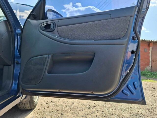 Синий Дэу Сенс, объемом двигателя 1.5 л и пробегом 153 тыс. км за 3500 $, фото 16 на Automoto.ua