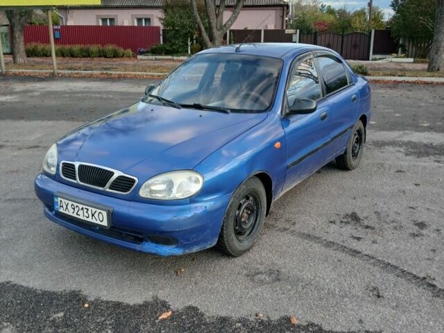 Синий Дэу Сенс, объемом двигателя 1.5 л и пробегом 200 тыс. км за 1999 $, фото 1 на Automoto.ua