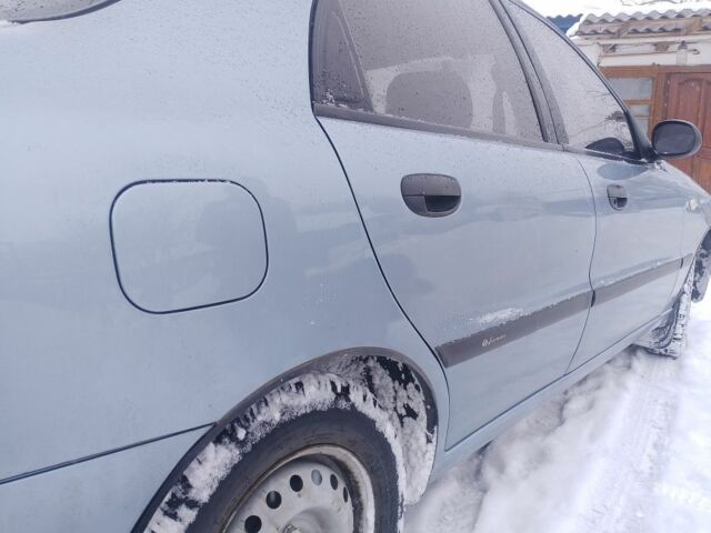 Синий Дэу Сенс, объемом двигателя 1.5 л и пробегом 179 тыс. км за 2600 $, фото 3 на Automoto.ua