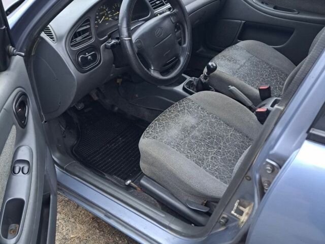 Синий Дэу Сенс, объемом двигателя 0 л и пробегом 220 тыс. км за 1281 $, фото 6 на Automoto.ua