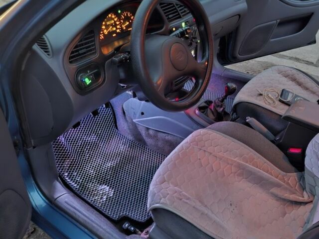 Синий Дэу Сенс, объемом двигателя 1.5 л и пробегом 137 тыс. км за 3000 $, фото 7 на Automoto.ua