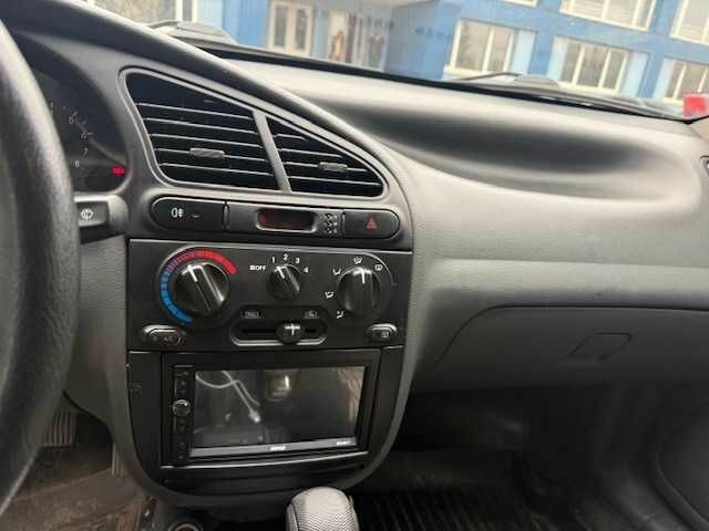 Синій Деу Сенс, об'ємом двигуна 1.4 л та пробігом 83 тис. км за 4300 $, фото 8 на Automoto.ua