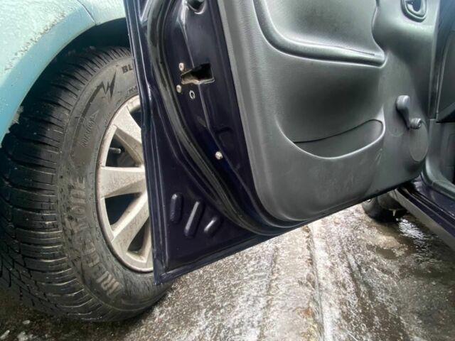 Синий Дэу Сенс, объемом двигателя 1.3 л и пробегом 5 тыс. км за 2200 $, фото 2 на Automoto.ua