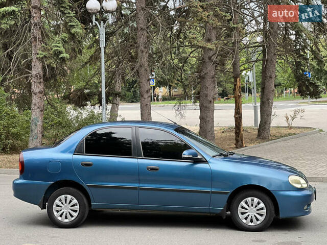 Синий Дэу Сенс, объемом двигателя 1.3 л и пробегом 175 тыс. км за 2200 $, фото 3 на Automoto.ua