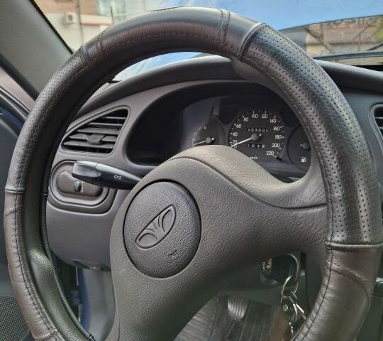 Синий Дэу Сенс, объемом двигателя 1.3 л и пробегом 230 тыс. км за 3000 $, фото 5 на Automoto.ua