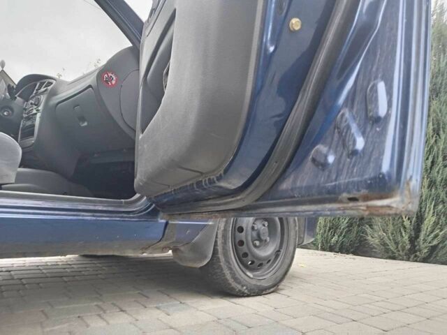 Синий Дэу Сенс, объемом двигателя 1.6 л и пробегом 138 тыс. км за 2999 $, фото 12 на Automoto.ua