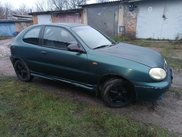 Зелений Деу Сенс, об'ємом двигуна 1.5 л та пробігом 300 тис. км за 900 $, фото 4 на Automoto.ua