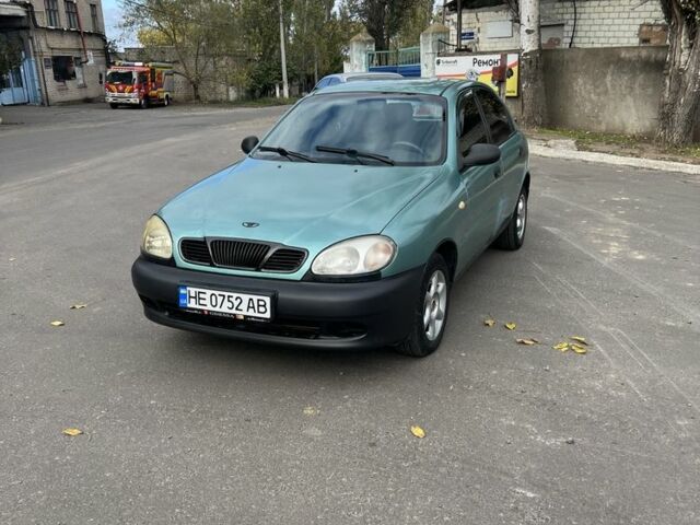 Деу Сенс 1998 у Миколаєві на Automoto.ua Зелений Деу Сенс, об'ємом двигуна 1.5 л та пробігом 150 тис. км за 1500 $, фото 1 на Automoto.ua