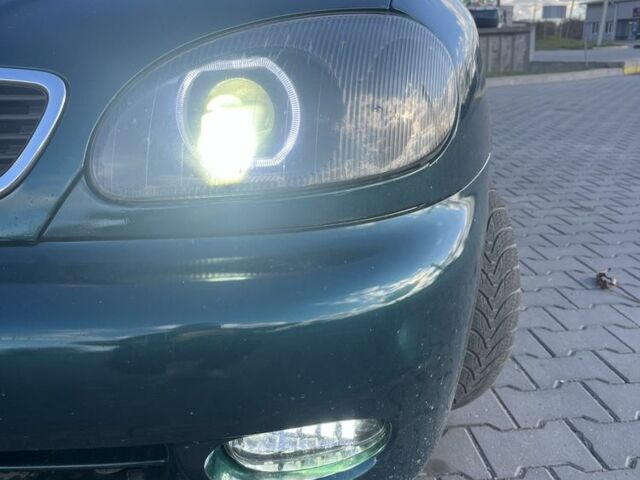 Зелений Деу Сенс, об'ємом двигуна 1.5 л та пробігом 250 тис. км за 1899 $, фото 1 на Automoto.ua