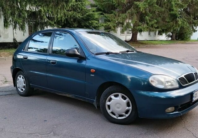 Зеленый Дэу Сенс, объемом двигателя 1.5 л и пробегом 232 тыс. км за 2300 $, фото 2 на Automoto.ua