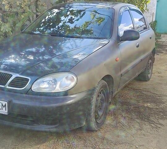 Зелений Деу Сенс, об'ємом двигуна 1.6 л та пробігом 301 тис. км за 1500 $, фото 1 на Automoto.ua
