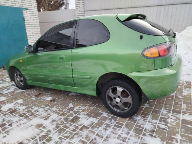 Зелений Деу Сенс, об'ємом двигуна 1.6 л та пробігом 143 тис. км за 2950 $, фото 3 на Automoto.ua