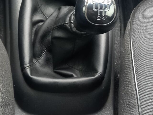 Зелений Деу Сенс, об'ємом двигуна 1.5 л та пробігом 314 тис. км за 2850 $, фото 13 на Automoto.ua