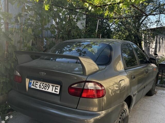 Зелений Деу Сенс, об'ємом двигуна 1.5 л та пробігом 300 тис. км за 1800 $, фото 1 на Automoto.ua