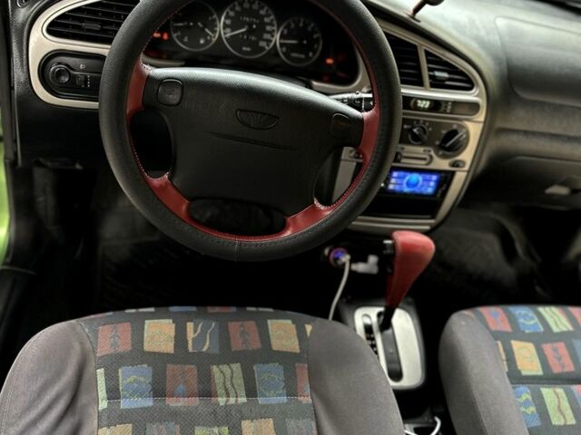 Зелений Деу Сенс, об'ємом двигуна 1.6 л та пробігом 175 тис. км за 1500 $, фото 8 на Automoto.ua