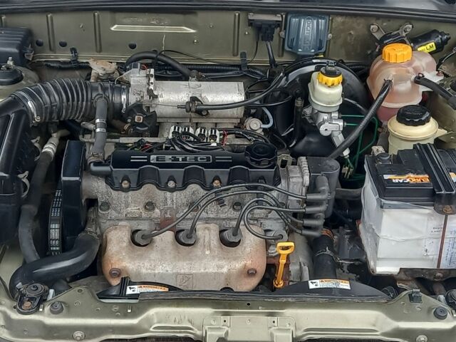 Зелений Деу Сенс, об'ємом двигуна 1.5 л та пробігом 314 тис. км за 2850 $, фото 6 на Automoto.ua