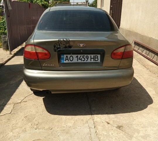 Зеленый Дэу Сенс, объемом двигателя 1.5 л и пробегом 240 тыс. км за 1922 $, фото 3 на Automoto.ua