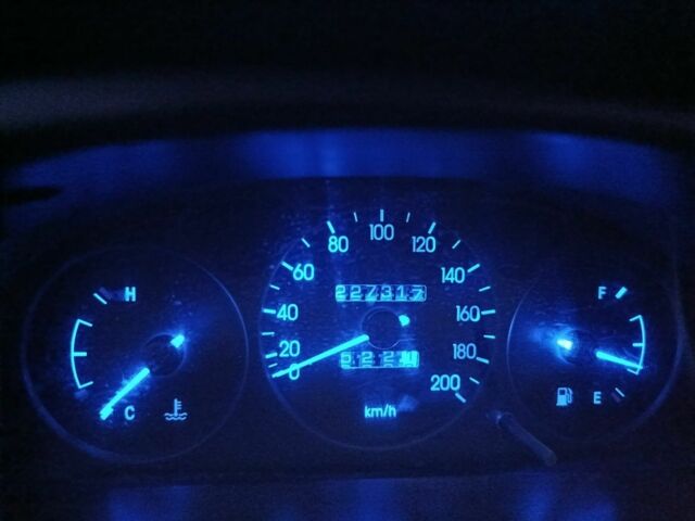 Зеленый Дэу Сенс, объемом двигателя 1.3 л и пробегом 226 тыс. км за 1750 $, фото 5 на Automoto.ua