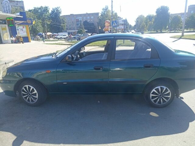 Зеленый Дэу Сенс, объемом двигателя 1.3 л и пробегом 226 тыс. км за 1750 $, фото 1 на Automoto.ua