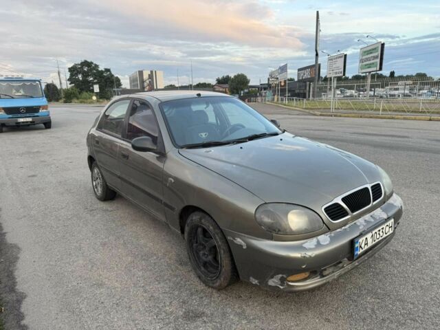 Зеленый Дэу Сенс, объемом двигателя 1.5 л и пробегом 200 тыс. км за 600 $, фото 1 на Automoto.ua